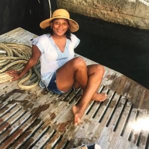 Meet your Posher, Alicia